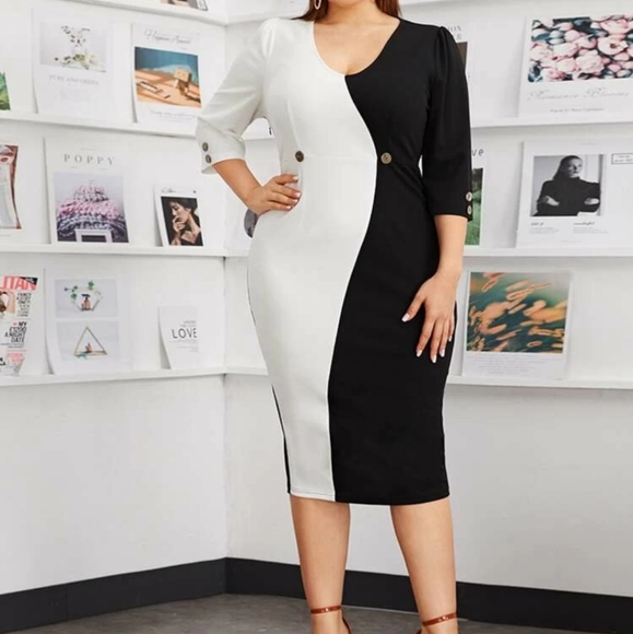 Buttoned Split Back Dress - Picture 3 of 7